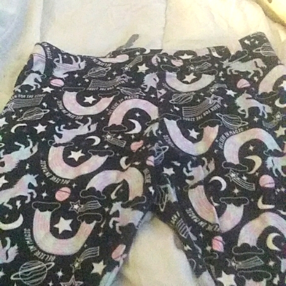 Girls unicorn galaxy print leggings - Picture 1 of 3